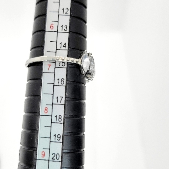 Silver Tone Marquise CZ Cut Ring Size 6 75 - Picture 5 of 5